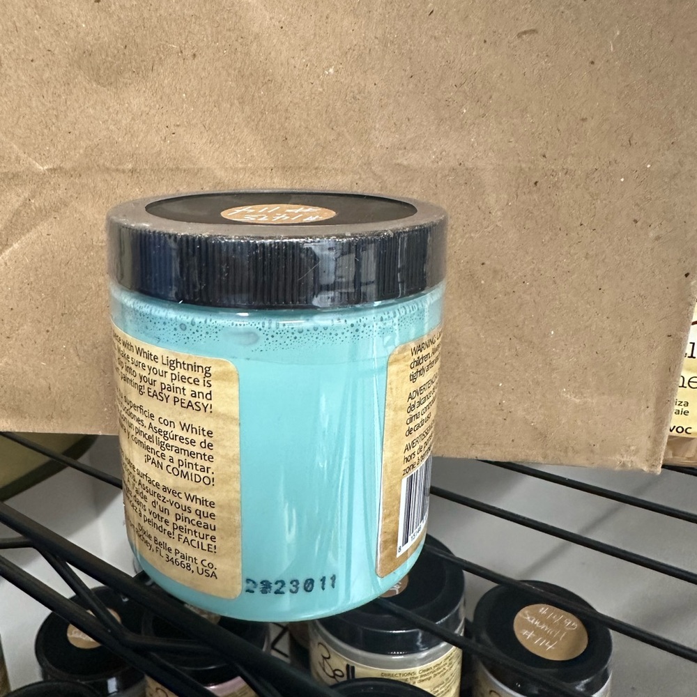 Dixie Belle Chalk Mineral Paint - The Gulf - Picture 2 of 2